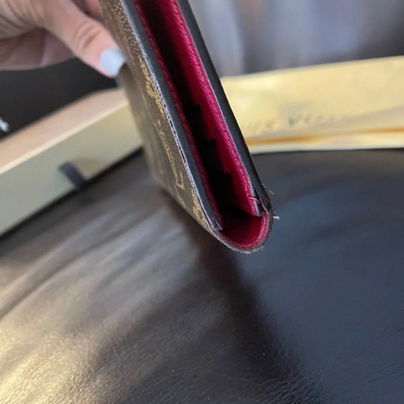 SOLD!!!Authentic Louis Vuitton Adele Wallet - Picture 4 of 9